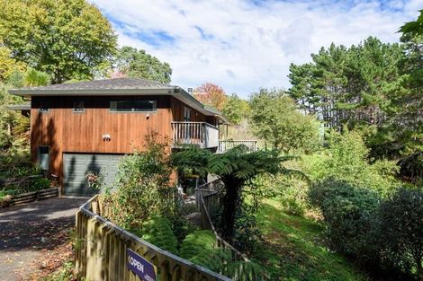 Photo of property in 1008c East Coast Road, Fairview Heights, Auckland, 0630