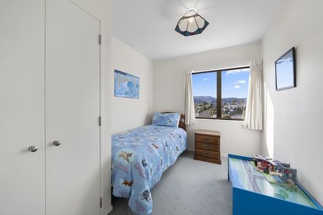 Photo of property in 5 Roman Close, Silverstream, Upper Hutt, 5019