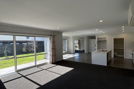 Photo of property in 12 Percy Berry Place, Havelock North, 4130