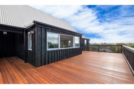 Photo of property in 363 Centaurus Road, Hillsborough, Christchurch, 8022
