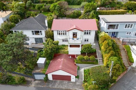 Photo of property in 25 Rangoon Street, Khandallah, Wellington, 6035