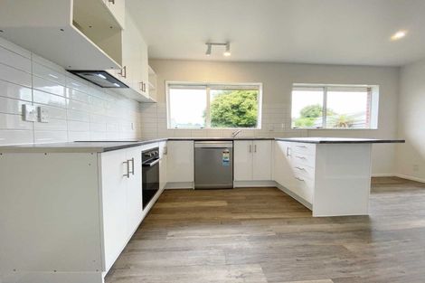 Photo of property in 18 Renfrew Street, Upper Riccarton, Christchurch, 8041