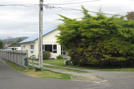 Photo of property in 132 Matatua Road, Raumati Beach, Paraparaumu, 5032