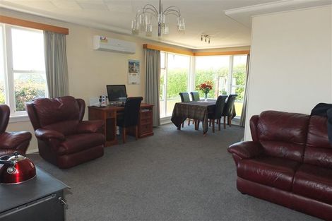 Photo of property in 12 Selwyn Street, South Hill, Oamaru, 9400