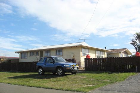 Photo of property in 76 Oregon Street, Ocean Grove, Dunedin, 9013