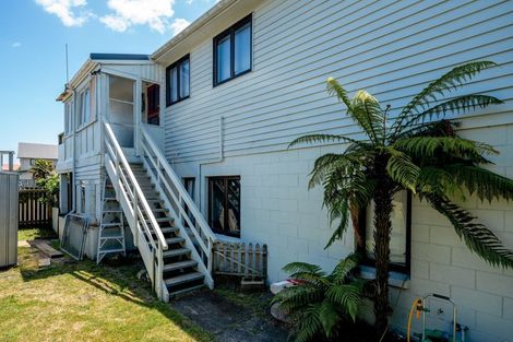 Photo of property in 1034 Papamoa Beach Road, Papamoa Beach, Papamoa, 3118