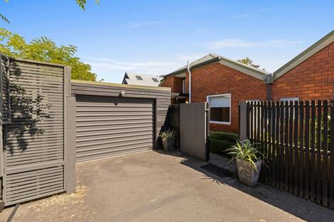 Photo of property in 3/93 Aikmans Road, Merivale, Christchurch, 8014