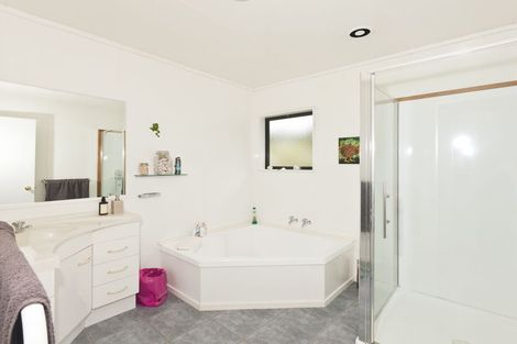 Photo of property in 172 Old Parua Bay Road, Abbey Caves, Whangarei, 0175