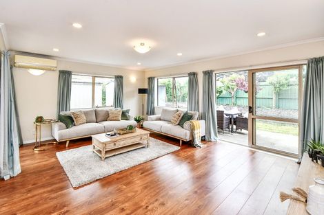 Photo of property in 220a Shirley Road, Papatoetoe, Auckland, 2025