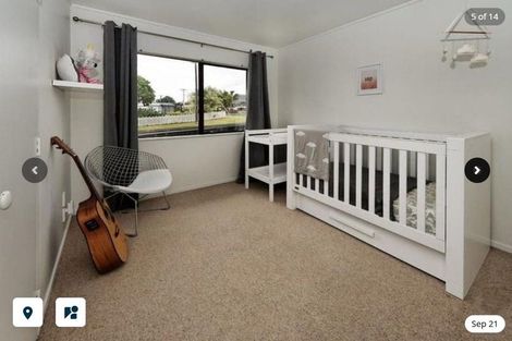 Photo of property in 2a Hughes Terrace, Te Atatu Peninsula, Auckland, 0610