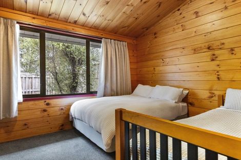 Photo of property in 4 Mahuta Road, Waitahanui, Taupo, 3378