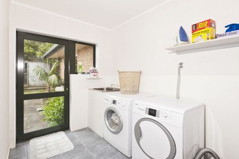 Photo of property in 172 Old Parua Bay Road, Abbey Caves, Whangarei, 0175