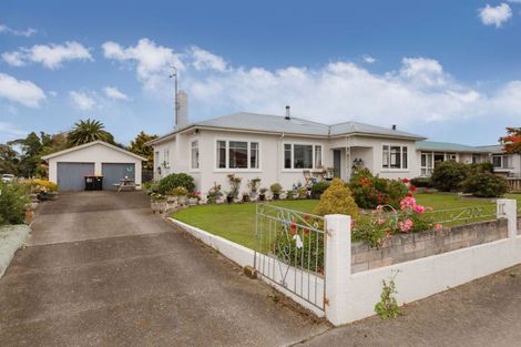 Photo of property in 68 Miller Street, Dannevirke, 4930