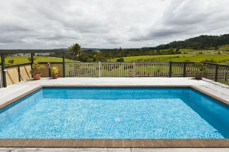 Photo of property in 172 Old Parua Bay Road, Abbey Caves, Whangarei, 0175