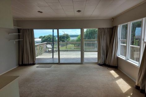 Photo of property in 65 Maunsell Road, Port Waikato, Tuakau, 2695