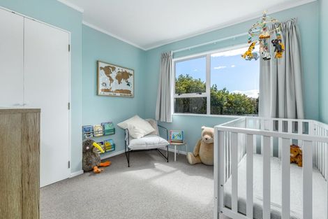 Photo of property in 73 Langdale Avenue, Paraparaumu, 5032