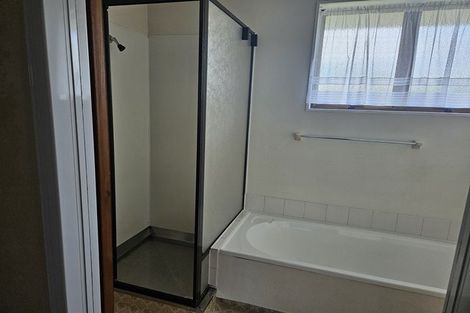 Photo of property in 1 Douglas Street, West End, Palmerston North, 4412