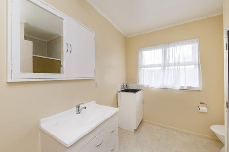Photo of property in 2/364 Featherston Street, Palmerston North, 4414