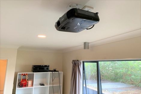 Photo of property in 13b Crystal Avenue, Glendene, Auckland, 0602