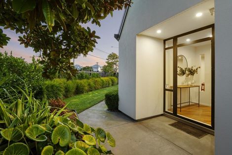 Photo of property in 1 Allard Street, Edgeware, Christchurch, 8013