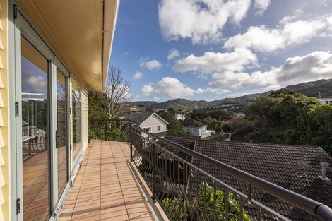 Photo of property in 14 Torwood Road, Khandallah, Wellington, 6035