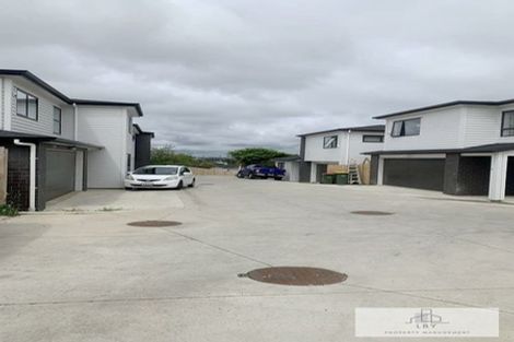 Photo of property in 98 Cardiff Road, Pakuranga, Auckland, 2010