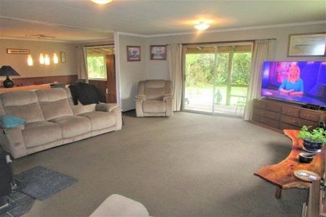 Photo of property in 88 Bell Hill Road, Inchbonnie, Kumara, 7875