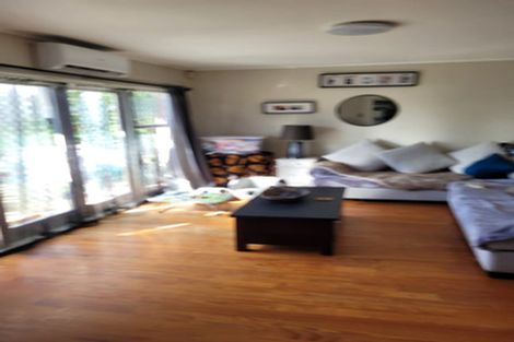 Photo of property in 19 Titchener Street, New Lynn, Auckland, 0600