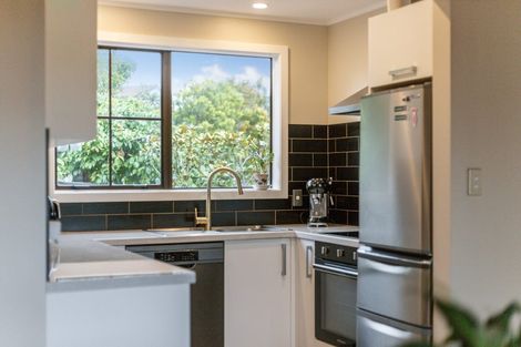 Photo of property in 1 Underwood Way, Churton Park, Wellington, 6037