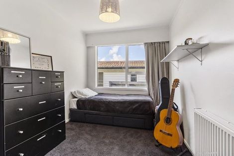 Photo of property in 49 Sunrise Boulevard, Tawa, Wellington, 5028
