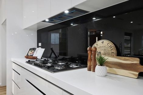 Photo of property in 9 Waireka Road, Rototuna North, Hamilton, 3210