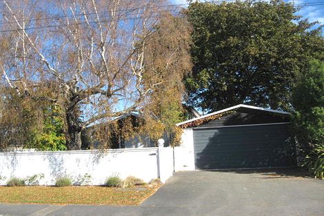 Photo of property in 7 Bryndwr Road, Fendalton, Christchurch, 8052