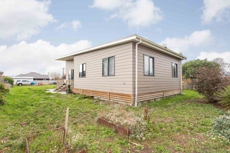 Photo of property in 274 Breezes Road, Aranui, Christchurch, 8061