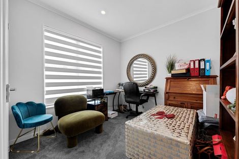 Photo of property in 12 Dolcetto Place, Pokeno, 2402