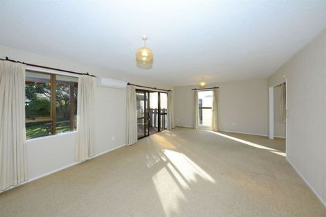 Photo of property in 21a Valecrest Avenue, Parklands, Christchurch, 8083