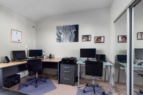 Photo of property in Point Ridge, 16/130 Gills Road, Albany Heights, Auckland, 0632