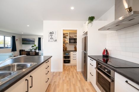 Photo of property in 4 Te Ataiti Lane, Pyes Pa, Tauranga, 3112