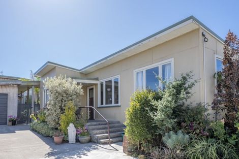 Photo of property in 31 Kapiti Lane, Otaki Beach, Otaki, 5512