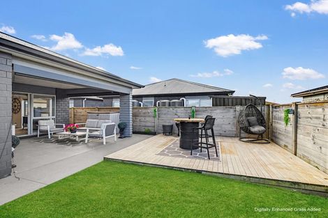 Photo of property in 16 Domain Street, Waiuku, 2123