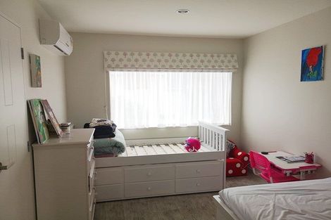 Photo of property in 114a Lake Road, Northcote, Auckland, 0627