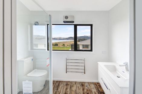 Photo of property in 9 Okahau Terrace, Warrington, 9471