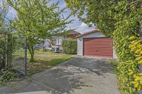 Photo of property in 73 Bentley Street, Russley, Christchurch, 8042