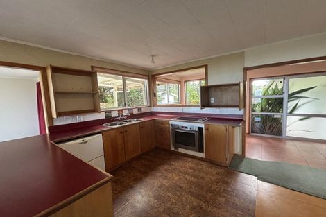 Photo of property in 109 Karaka Street, Castlecliff, Whanganui, 4501