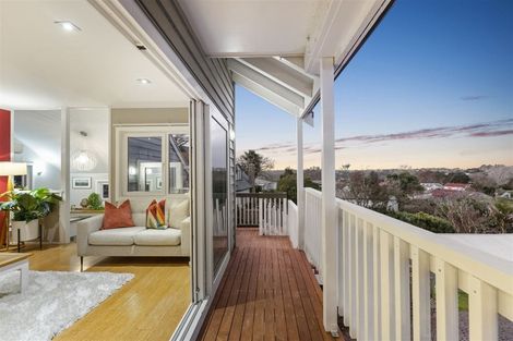 Photo of property in 13 Miraka Place, Birkenhead, Auckland, 0626