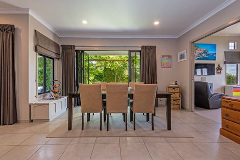 Photo of property in 60 Ruapehu Drive, Fitzherbert, Palmerston North, 4410