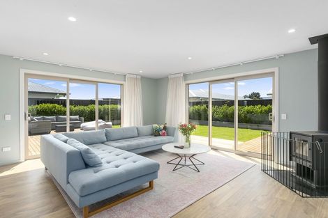 Photo of property in 18 Carrick Place, Mosgiel, 9024