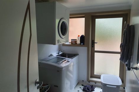 Photo of property in 69 Easther Crescent, Kew, Dunedin, 9012