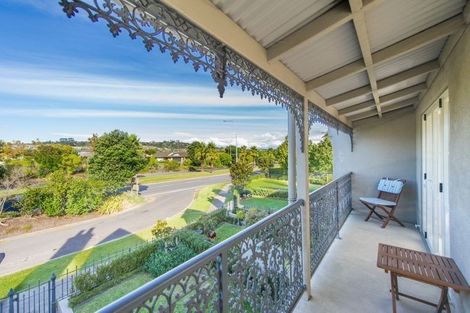 Photo of property in 10 Leneford Drive, East Tamaki, Auckland, 2013