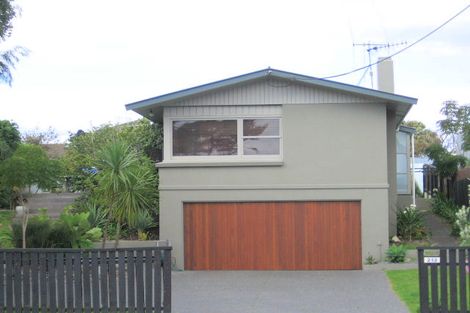 Photo of property in 213 Oceanbeach Road, Mount Maunganui, 3116