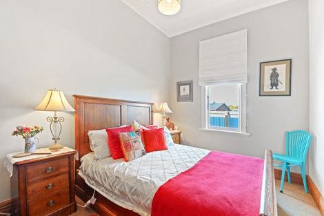 Photo of property in 150 High Street, Oxford, 7430